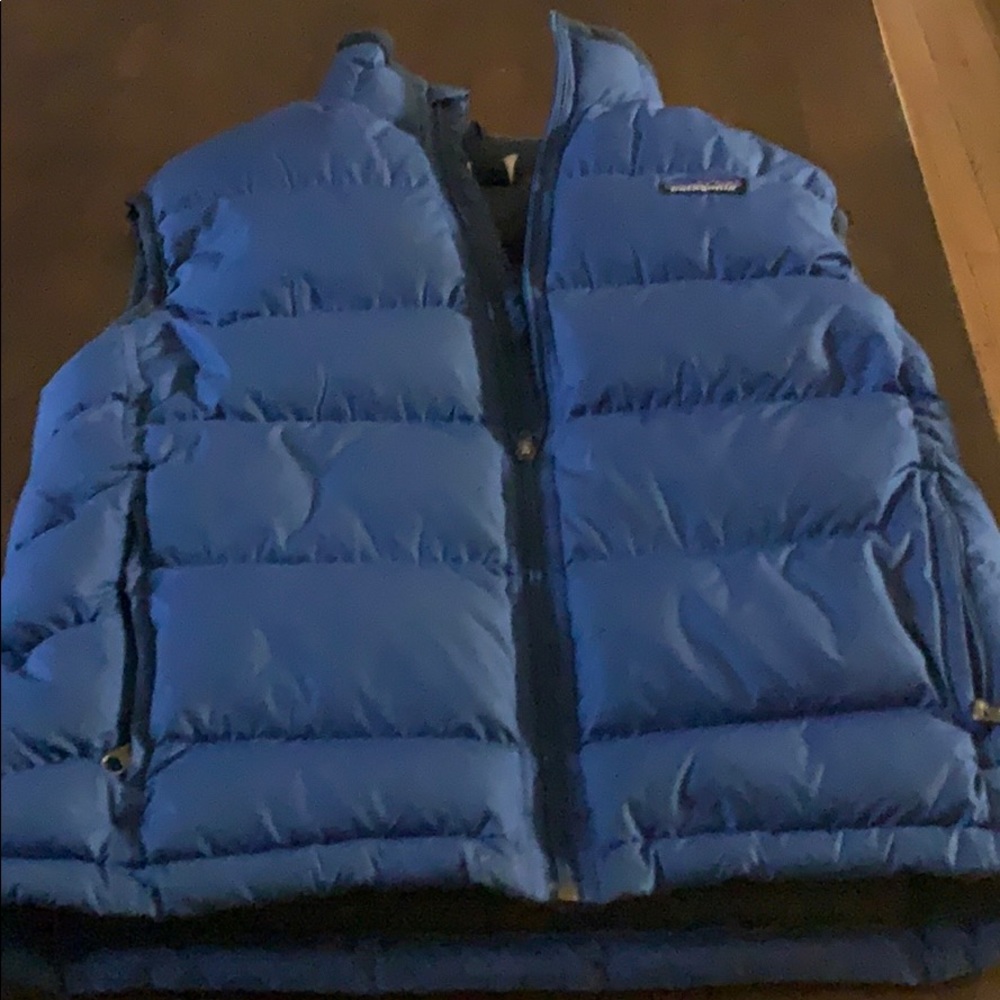 Patagonia lightly used kids puffer vest
